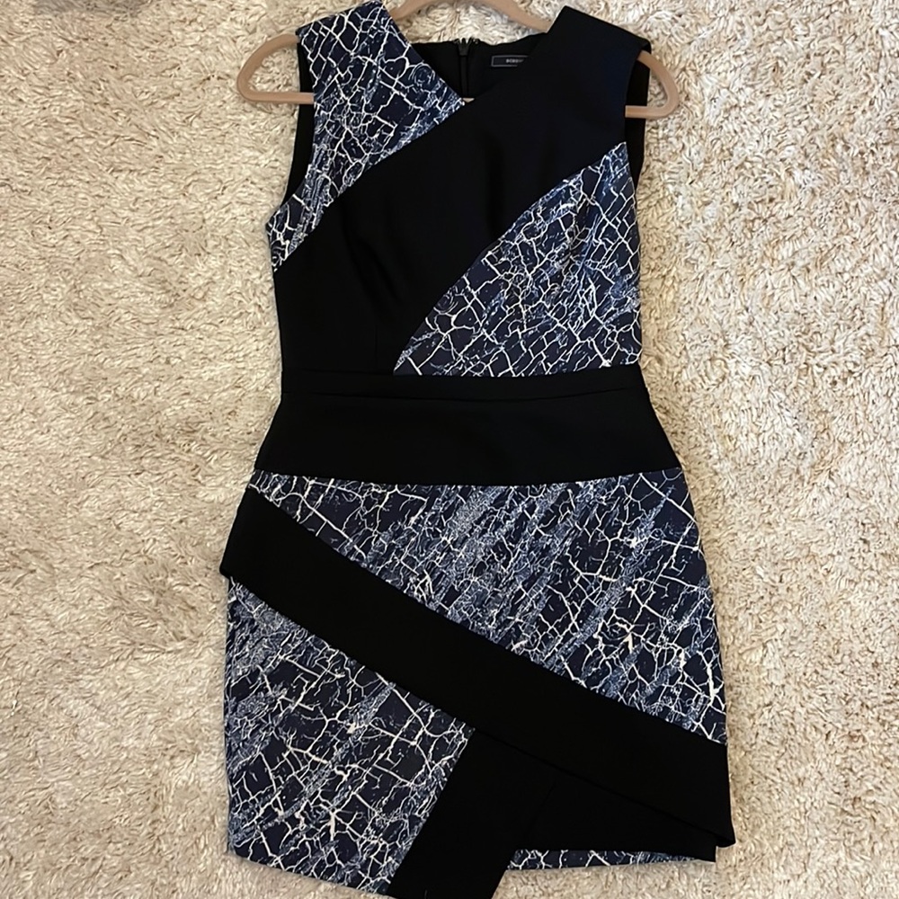 BCBG maxariza